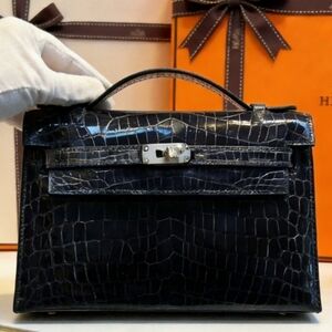 Hermès Mini Kelly Pochette in Black